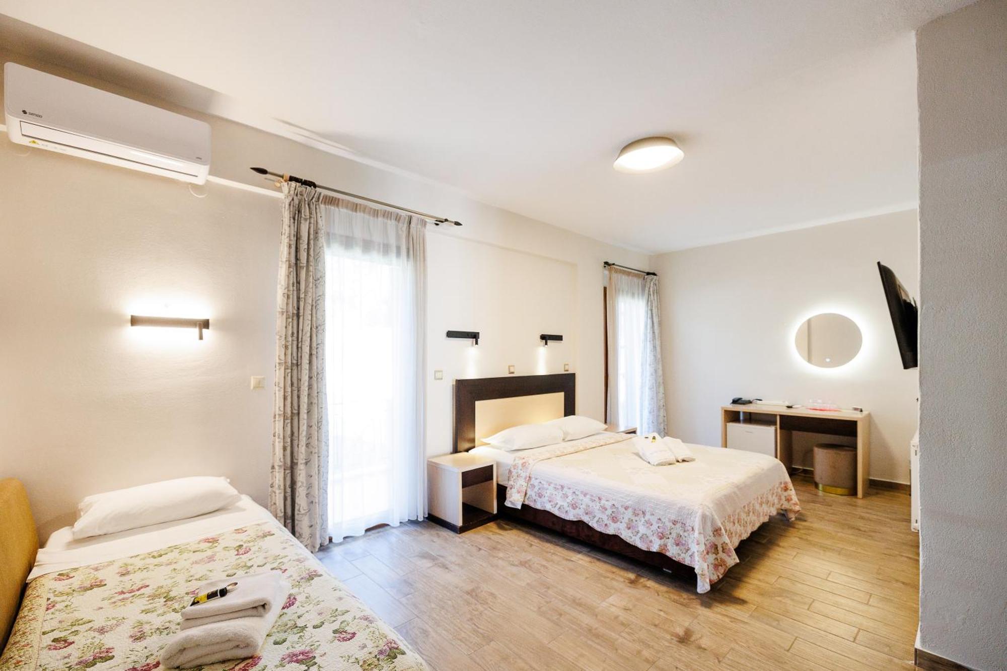 Hotel Hamam Angistron Exterior photo